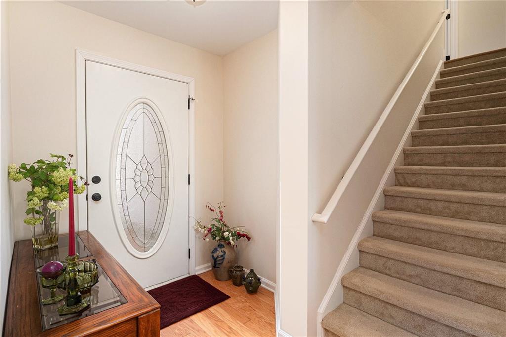8819 Grassy Knoll Lane, Clermont, Georgia image 3