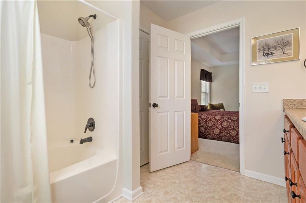 8819 Grassy Knoll Lane, Clermont, Georgia image 18