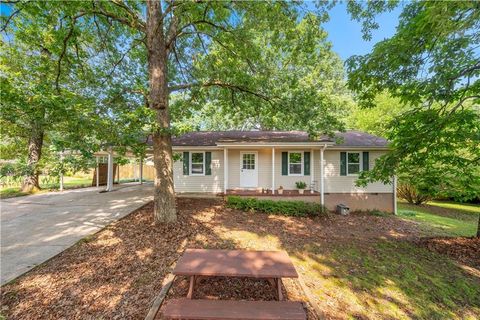 245 Amanda Court Stockbridge GA 30281