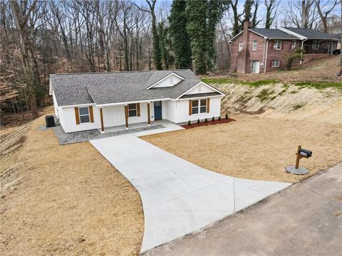 A home in Mableton