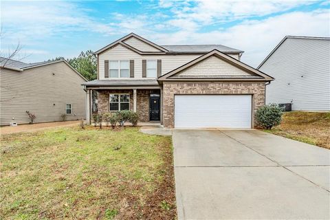 A home in Fairburn