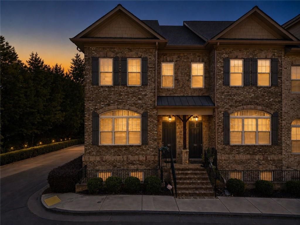 Photo of 913 Telfair Close, Sandy Springs, GA 30350 (MLS # 7786361)