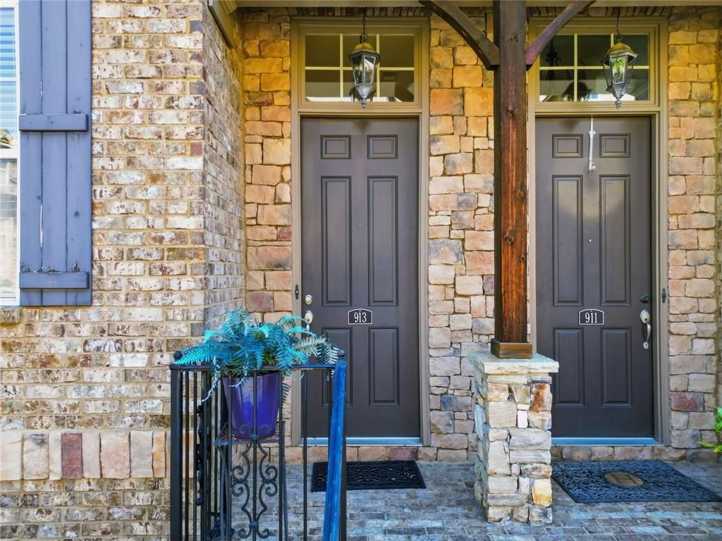 Photo of 913 Telfair Close, Sandy Springs, GA 30350 (MLS # 7786361)