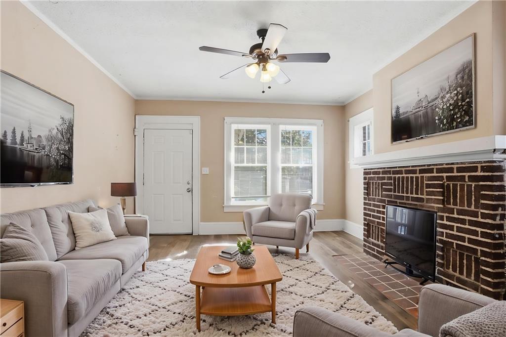 1535 Pineview Terrace SW