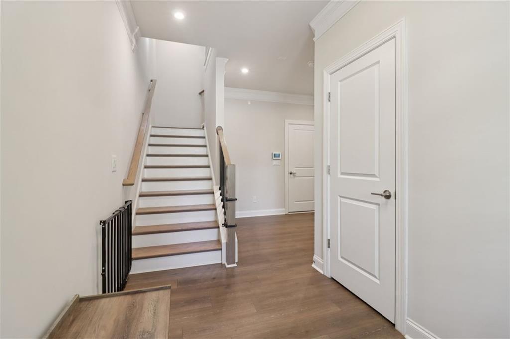 2530 Clairebrooke Bend