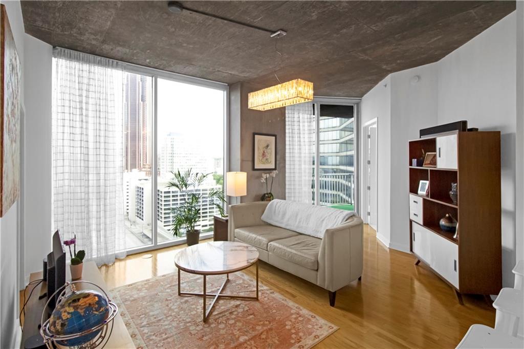 400 W Peachtree Street 1713
