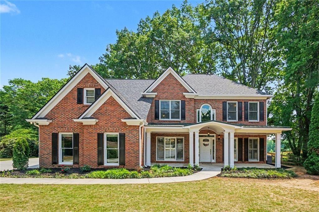 607 Crimsonwood Court