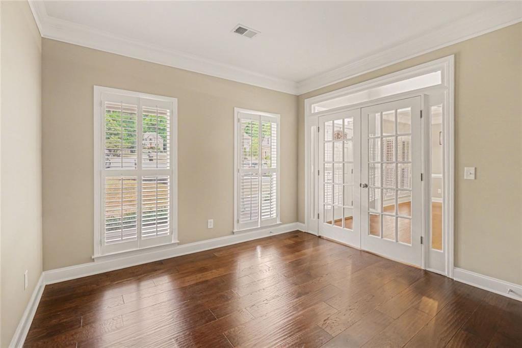 607 Crimsonwood Court