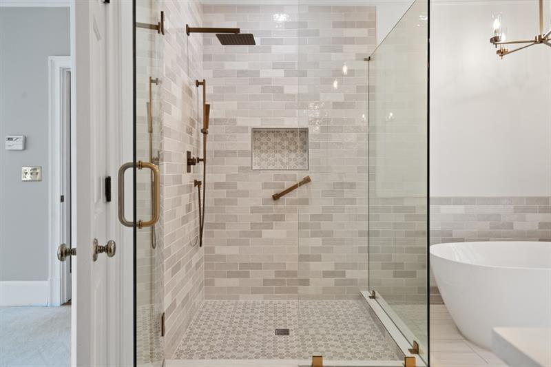 1585 Lazy River Lane, Sandy Springs, Georgia image 37