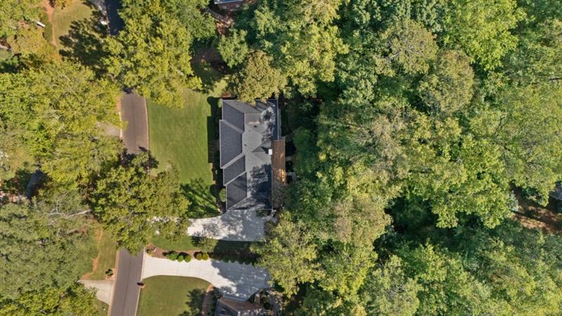 1585 Lazy River Lane, Sandy Springs, Georgia image 13