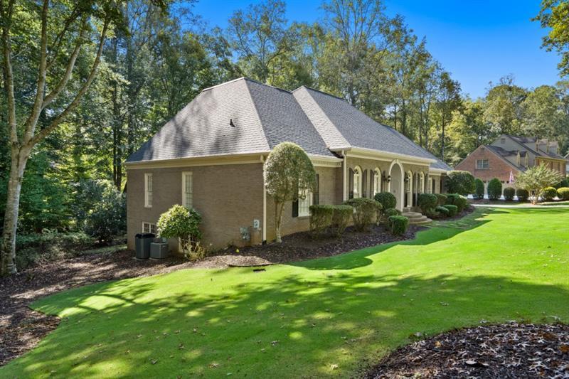 1585 Lazy River Lane, Sandy Springs, Georgia image 7