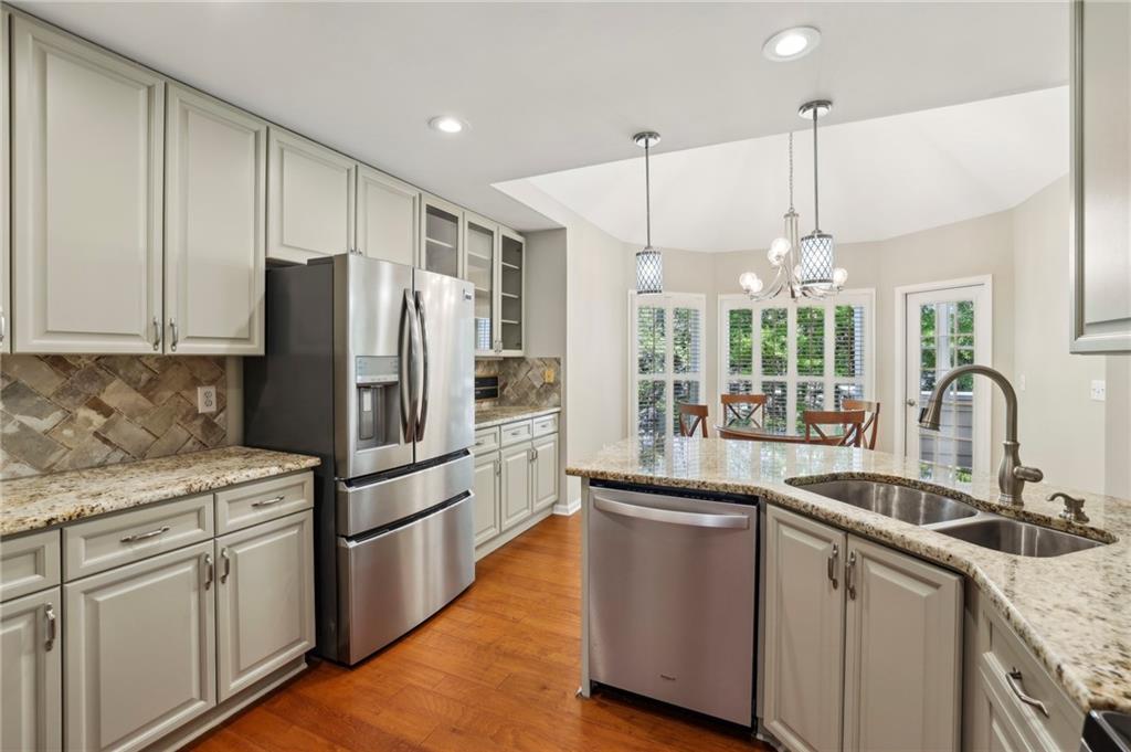 3925 Waterford Drive, Suwanee, Georgia image 14