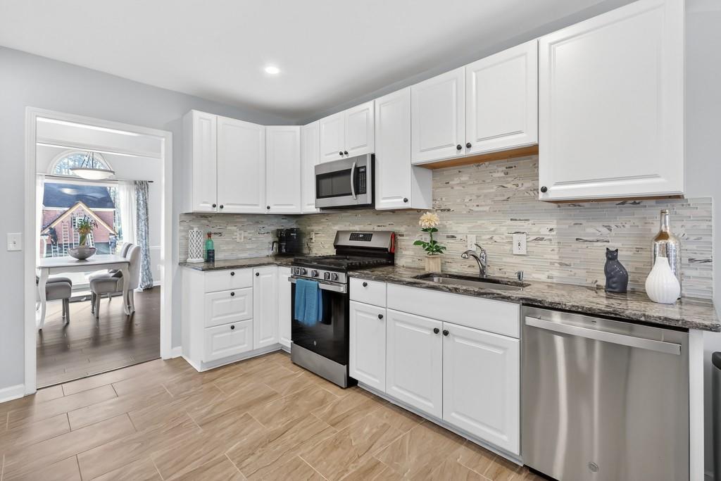 155 Clubhouse Drive NW