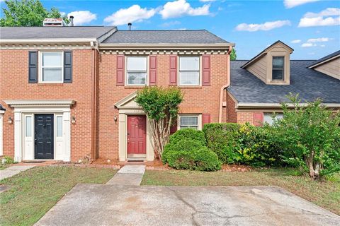 Townhouse For Sale - 235 Towergate Place<br/> Atlanta, GA 30350