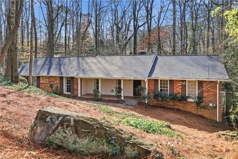 Photo of 6900 Castleton Drive NW, Atlanta, GA 30328 (MLS # 7728218)