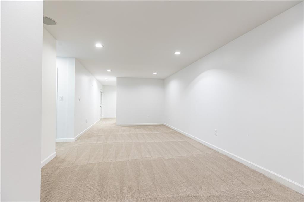 911 Lenox Hill Court, Atlanta, Georgia image 38