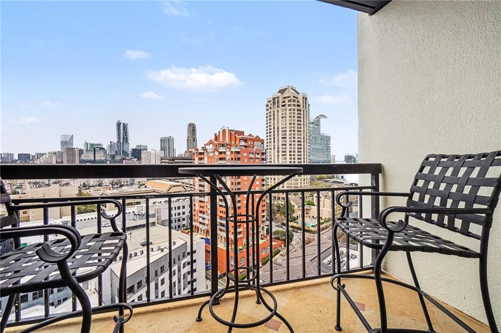 3481 Lakeside Drive NE 2207