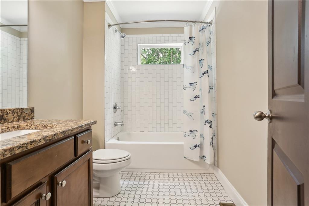 2074 Hilburn Drive, Atlanta, Georgia image 20