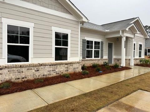 A home in Powder Springs