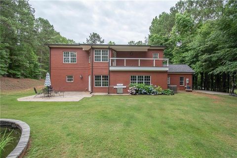 A home in Newnan