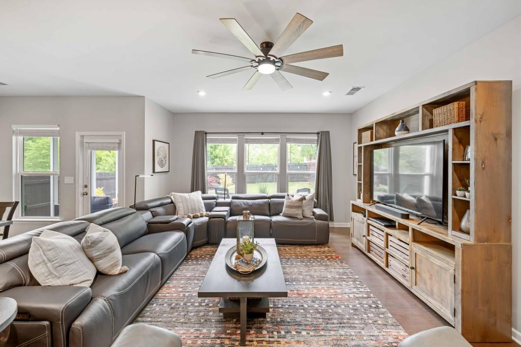 123 Woodford Lane, Canton, Georgia image 9