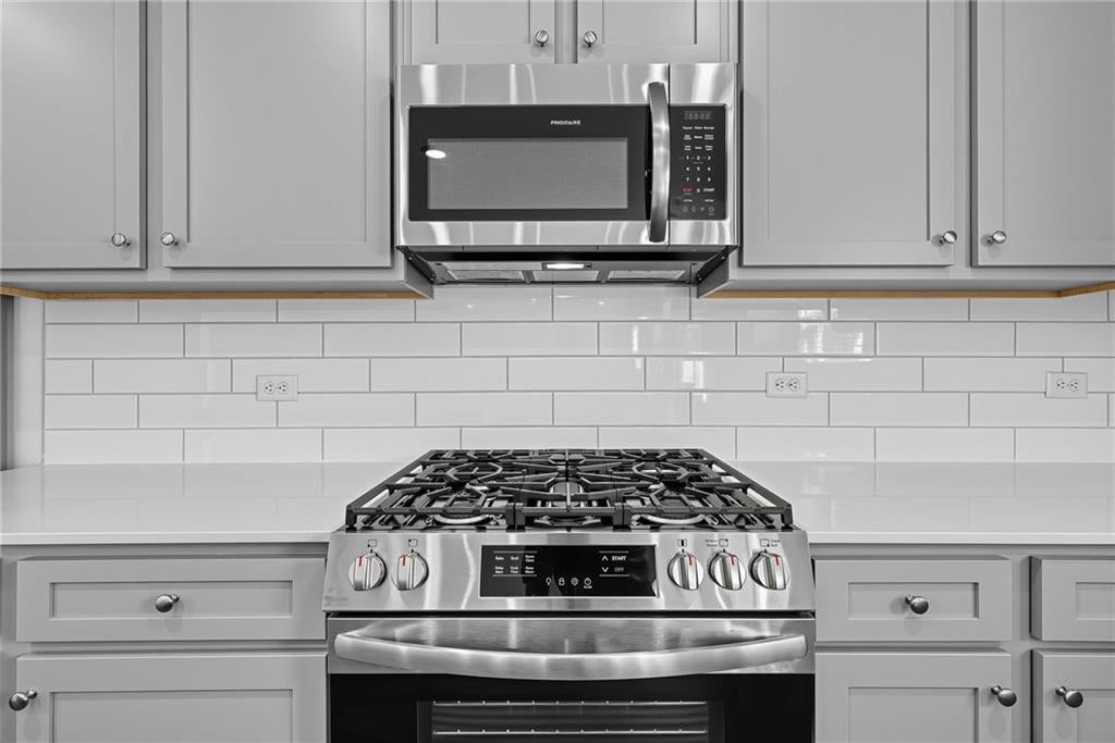 3874 Breton Cove