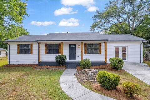 A home in Powder Springs