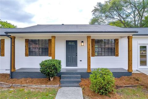 A home in Powder Springs