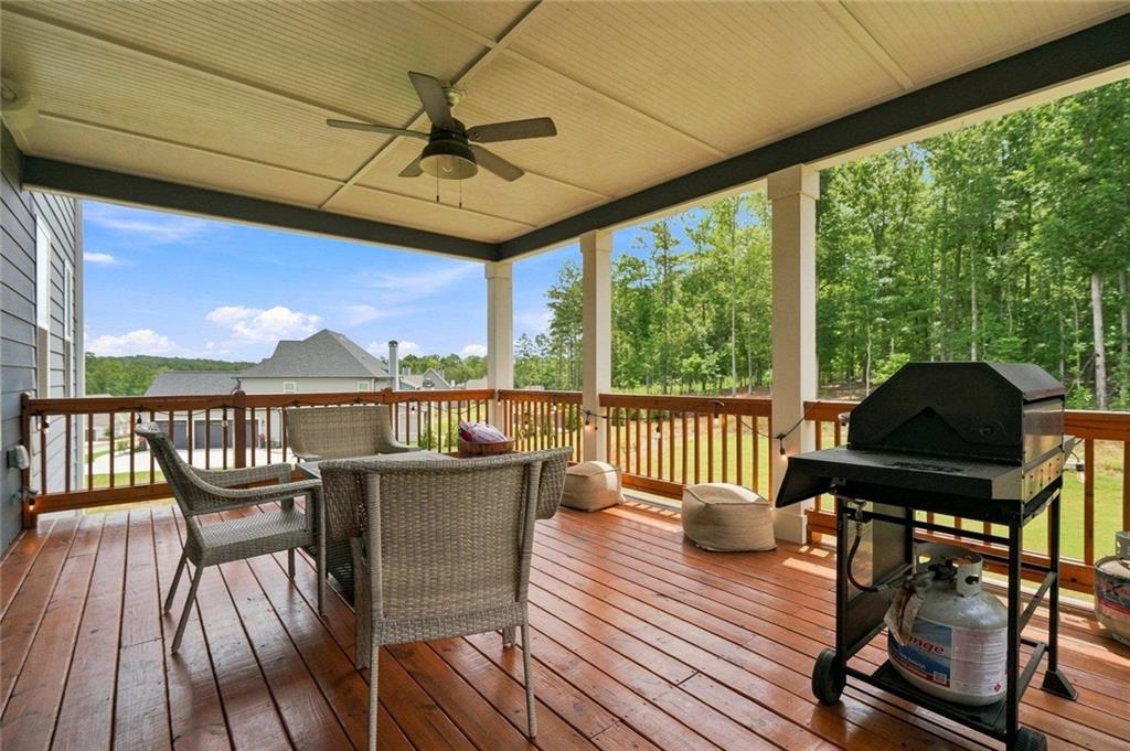 115 Lapis Lake Point