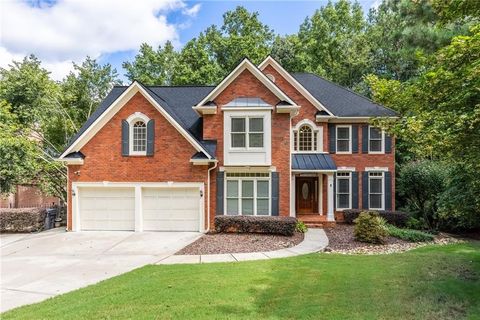 105 Kensington Pond Ct Roswell GA 30075
