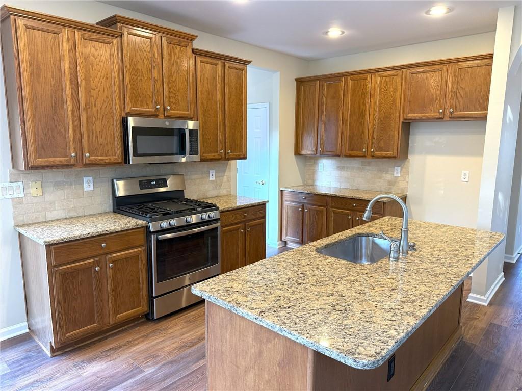 310 Bloomfield Court, Roswell, Georgia image 12