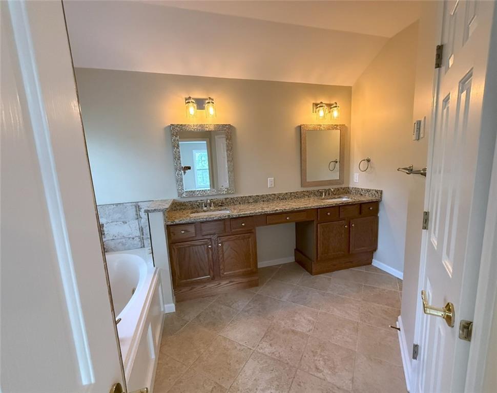 310 Bloomfield Court, Roswell, Georgia image 29