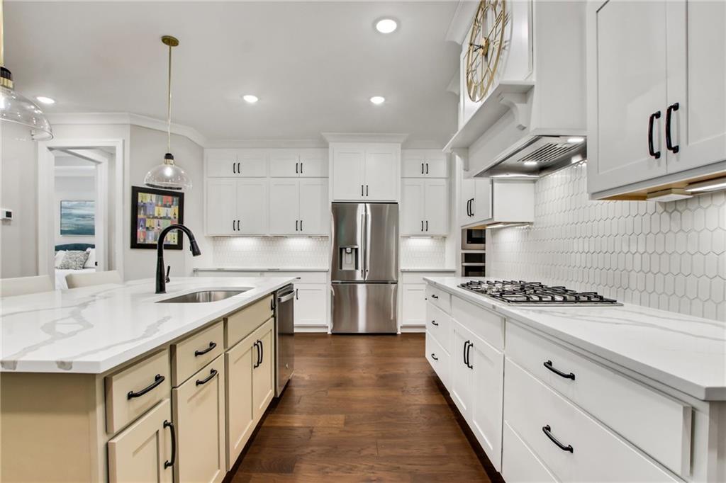 2340 Windsor Bluffs Drive