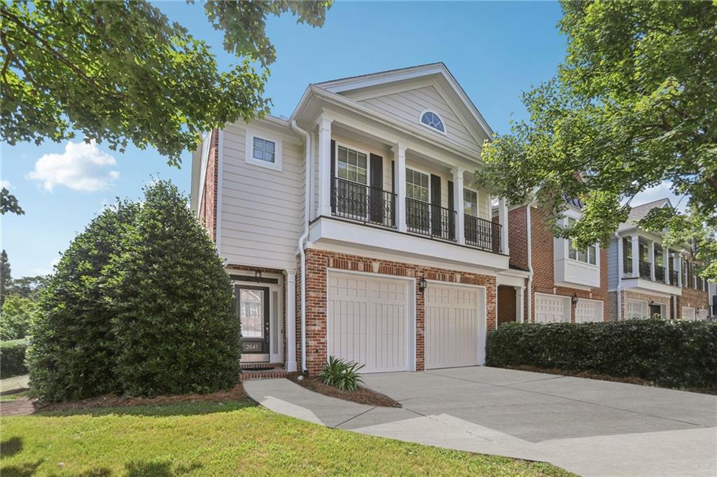2641 Gadsen Walk