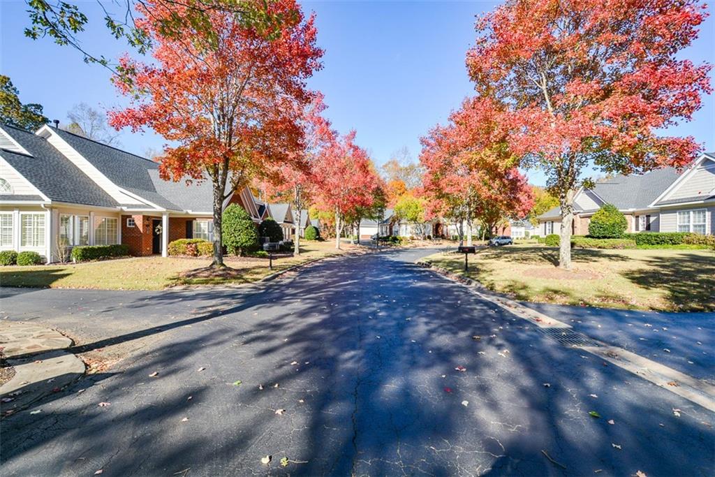 3035 Oakside Circle, Alpharetta, Georgia image 6