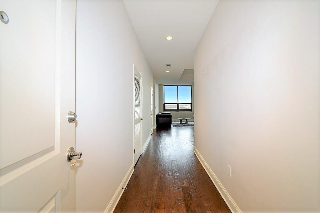 270 17th Street NW 4302