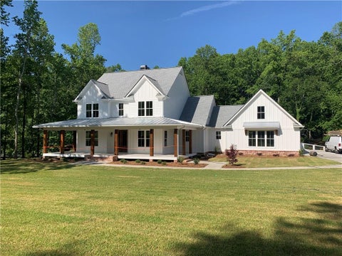 Homes For Sale - 3511 Reavis Mountain Road<br/> Ball Ground, GA 30107