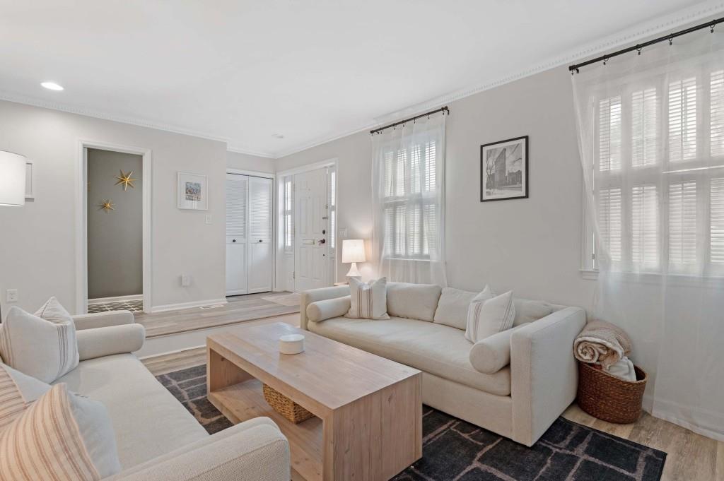 4620 Wieuca Road 54