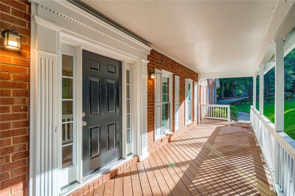 894 Oak Road