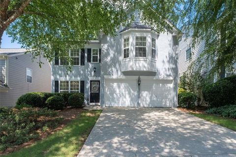 Homes For Sale - 5068 Bright Hampton Drive<br/> Atlanta, GA 30339