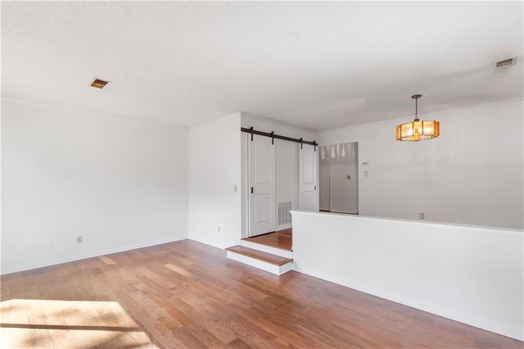 Willow Run - Residential