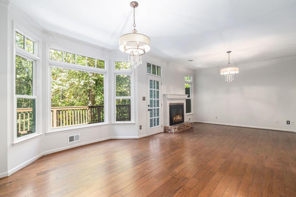 Riverwalk - Residential