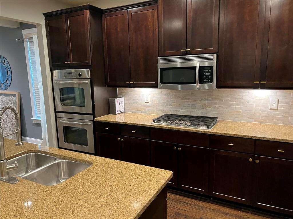 2114 Westhill Drive, Smyrna, Georgia image 4