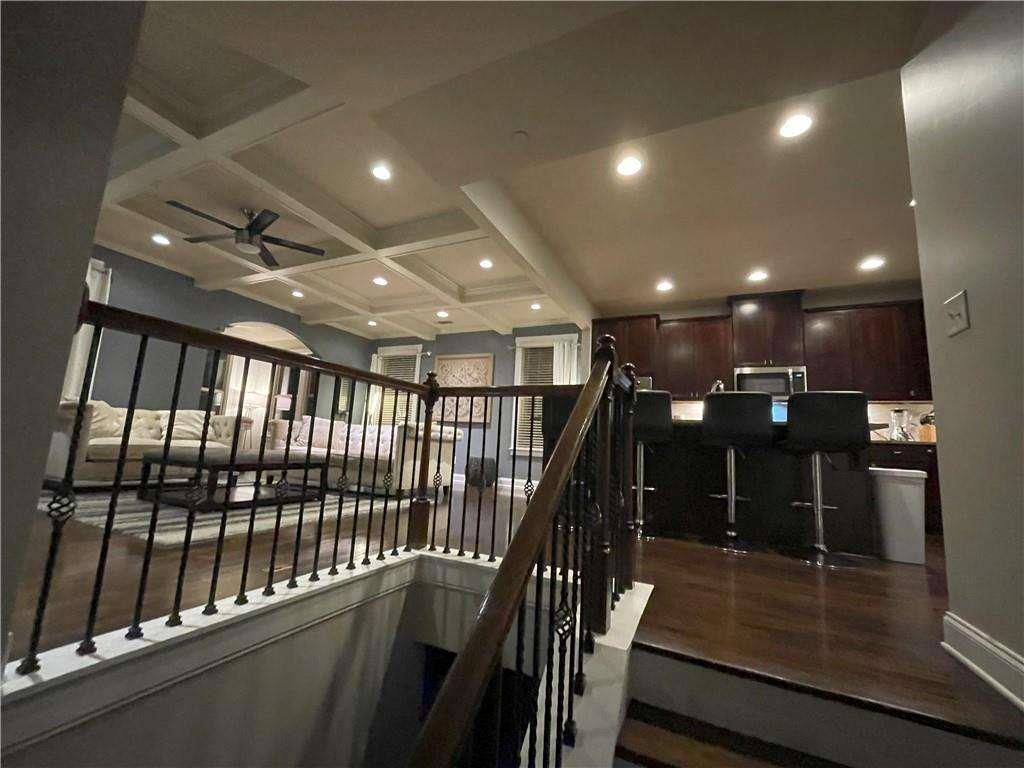 2114 Westhill Drive, Smyrna, Georgia image 2