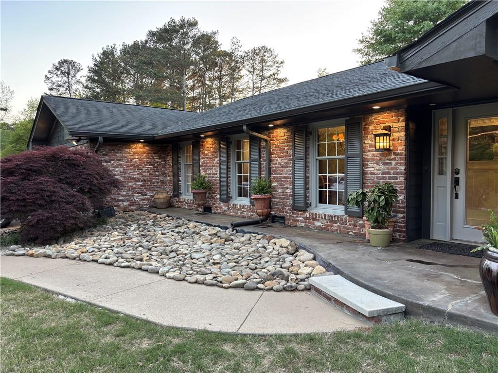 2112 Fisher Trail NE