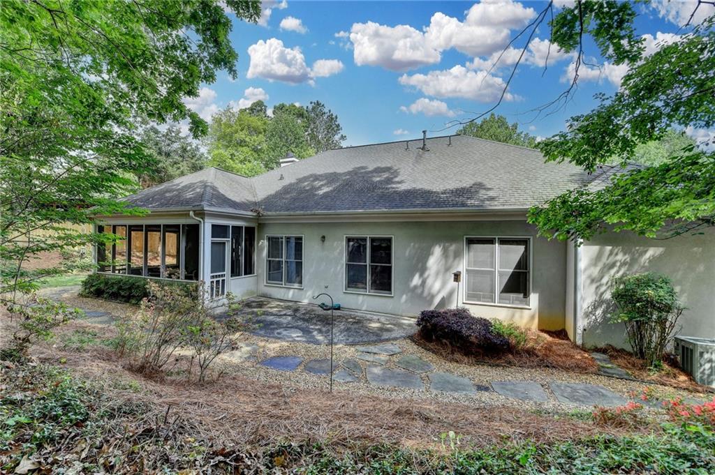 3003 Heavenly Lane, Snellville, Georgia image 3
