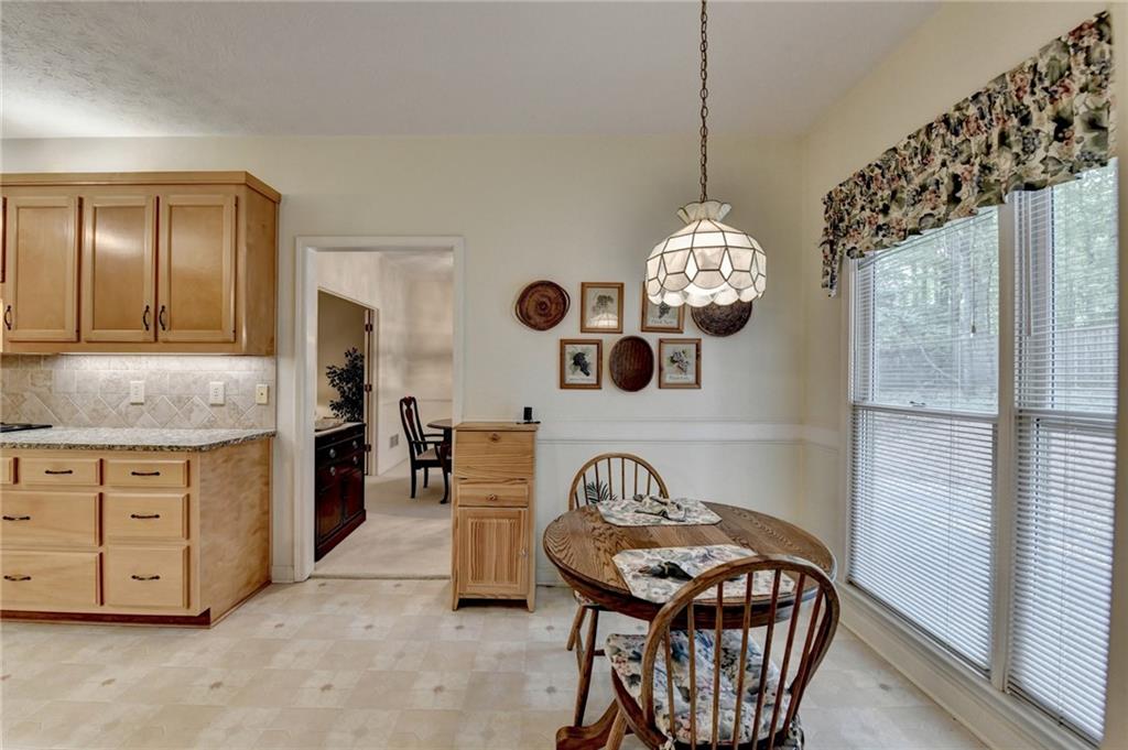 3003 Heavenly Lane, Snellville, Georgia image 23