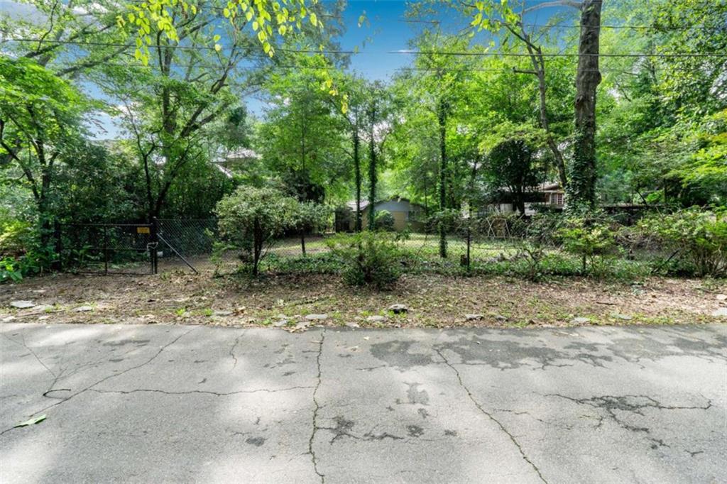 3941 Paces Ferry Drive