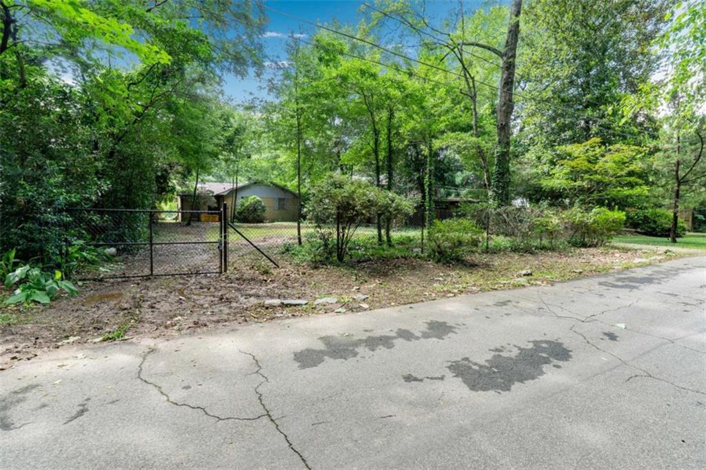 3941 Paces Ferry Drive