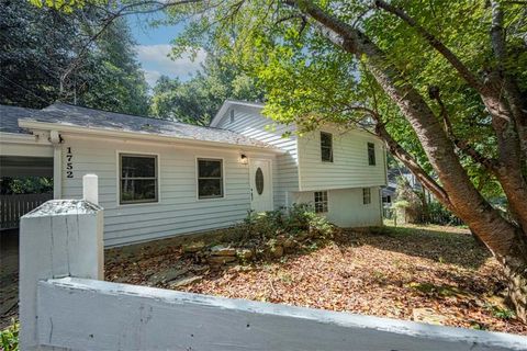 Photo of 1752 Mitzi Court, Duluth, GA 30097 (MLS # 7649340)